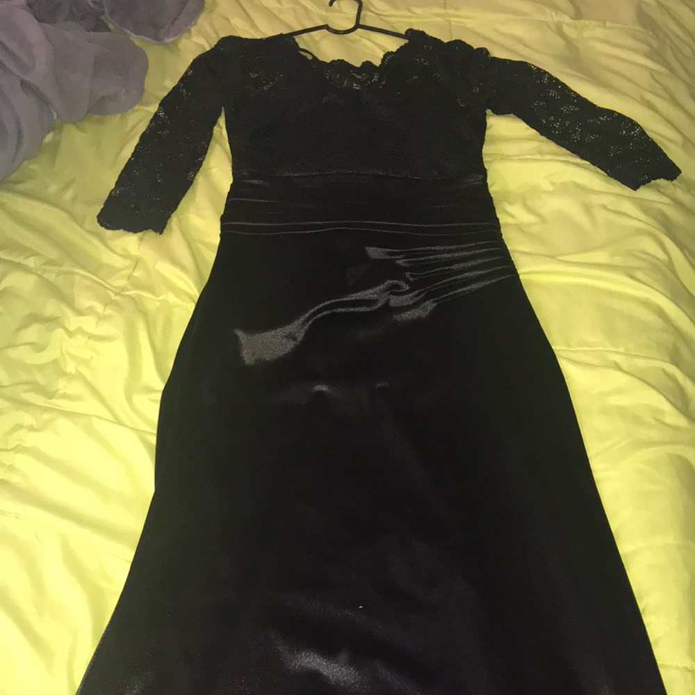 Black prom dress